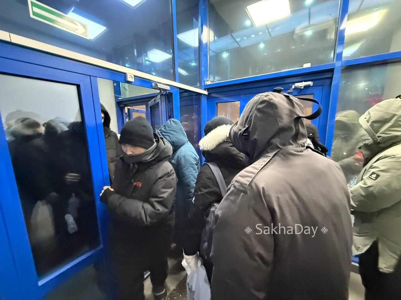 Предпраздничная суета в тумане Предпраздничная суета в тумане