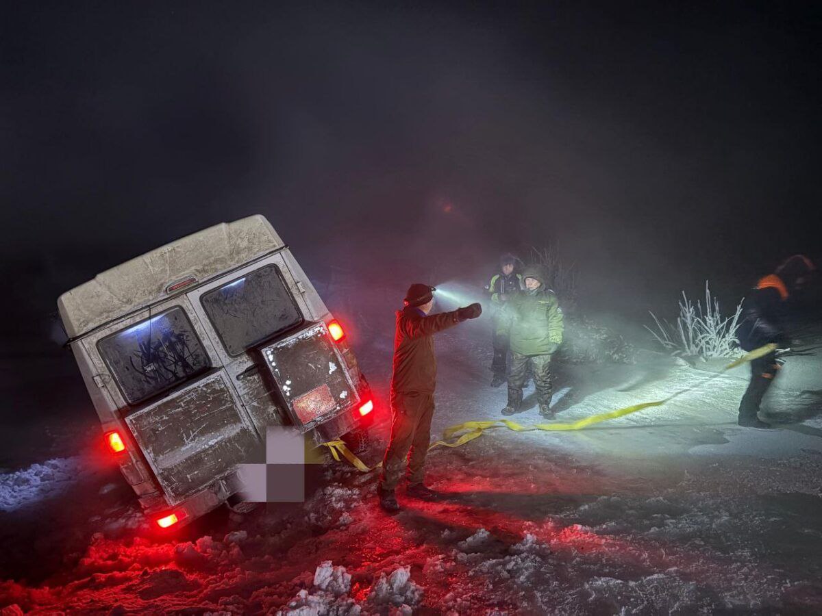 250 человек между льдом, огнём и горами: как Служба спасения Якутии отработала самый напряженный год 250 человек между льдом, огнём и горами: как Служба спасения Якутии отработала самый напряженный год