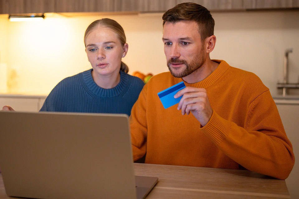 Перевод самому себе может привести к блокировке карты