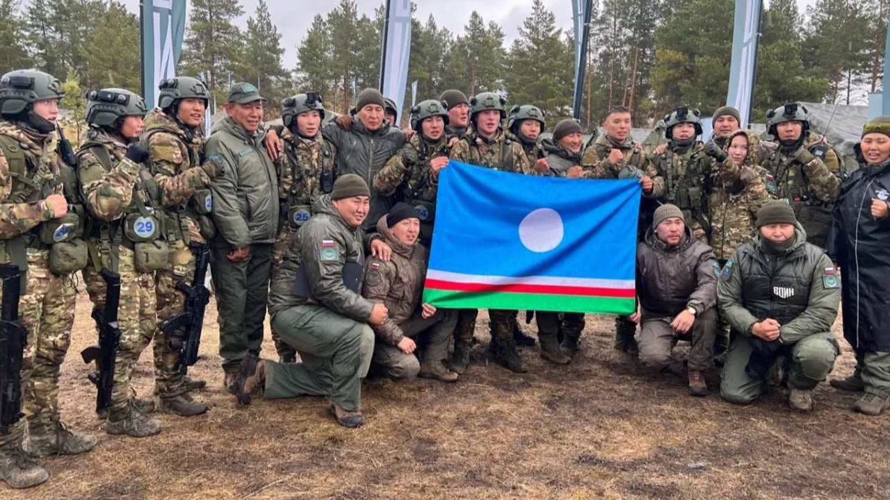 10 воспитанников Центра "ВОИН" из Якутии получили ступени отличия "Курсант-гвардеец"