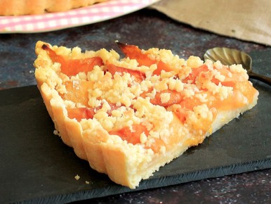 Пирог с персиками: быстро, просто и вкусно