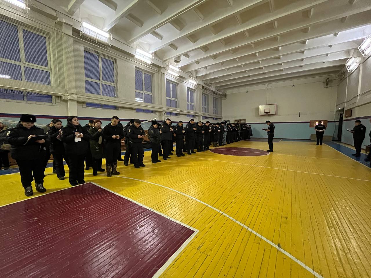 Операция «Быт». В целях предупреждения правонарушений и преступлений в быту, в том числе профилактики безнадзорности несовершеннолетних, а также предотвращения фактов дистанционного мошенничества, незаконного оборота... Операция «Быт». В целях предупреждения правонарушений и преступлений в быту, в том числе профилактики безнадзорности несовершеннолетних, а также предотвращения фактов дистанционного мошенничества, незаконного оборота...