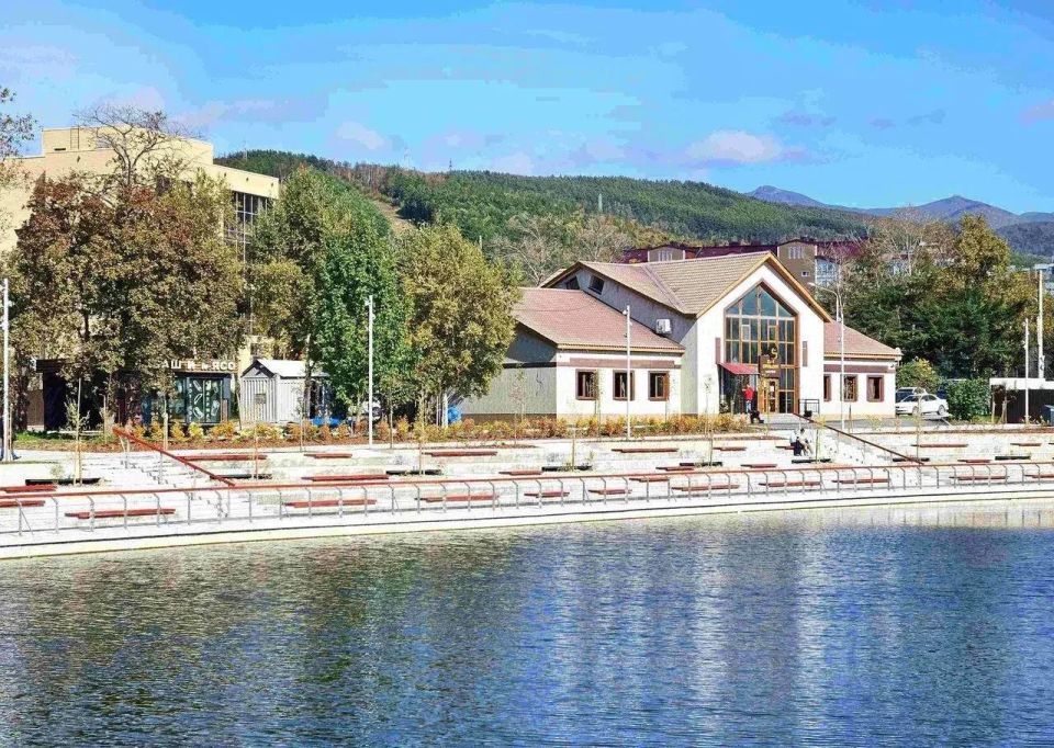 ������ �������� ������� � ������-������� ������ �������� �� 300 ��� ������