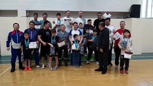 Аалар уолаттарынаан. Ороуоспа кнн крс, Покровскай куорат «Эргис» аа сбэтин (бэрэссэдээтэл Петр Дмитриев) тэрийиитинэн гэскэ кубулуйбут аалар уолаттарынаан крэхтэиилэрэ буолла