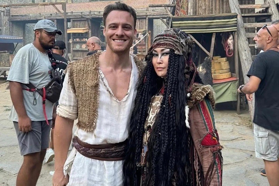 Хомусистка из Якутии сыграла шаманку в турецком ремейке фильма «Холоп»