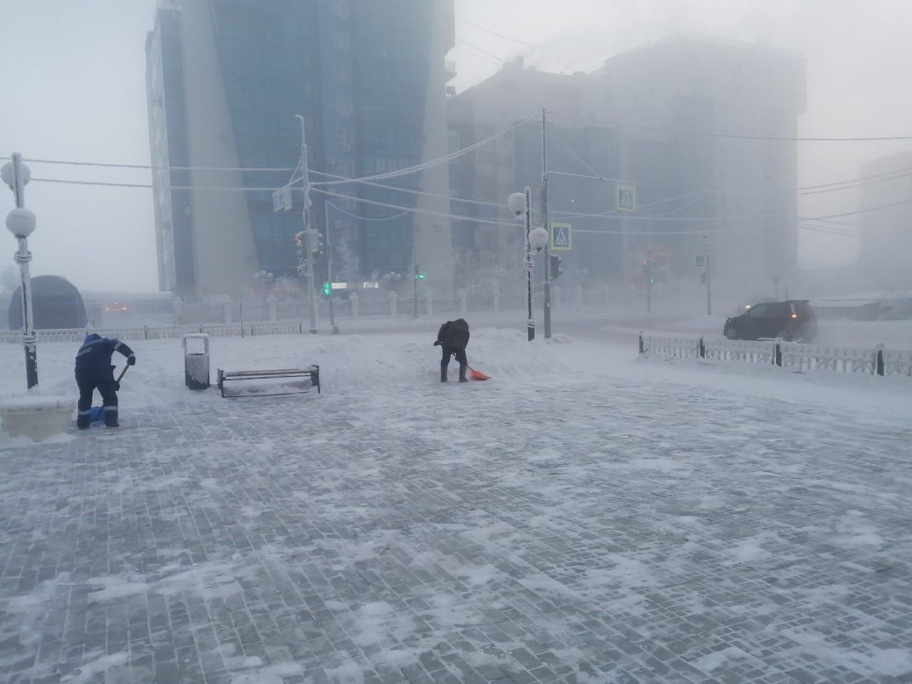 Работа дворника – труд не из легких