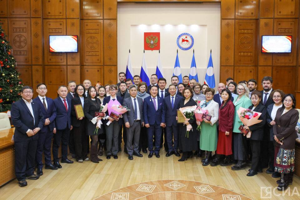 В День российской печати журналистам Якутии вручили награды