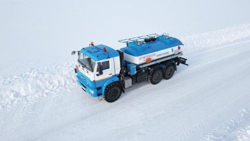 «Саханефтегазсбыт» приступил к доставке топлива автозимниками