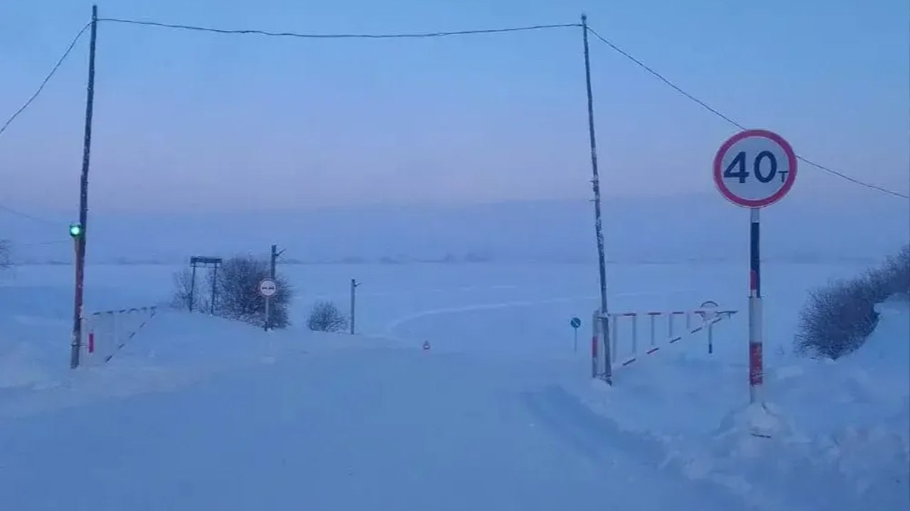 На федеральных трассах "Вилюй" и "Колыма" увеличена грузоподъемность ледовых переправ