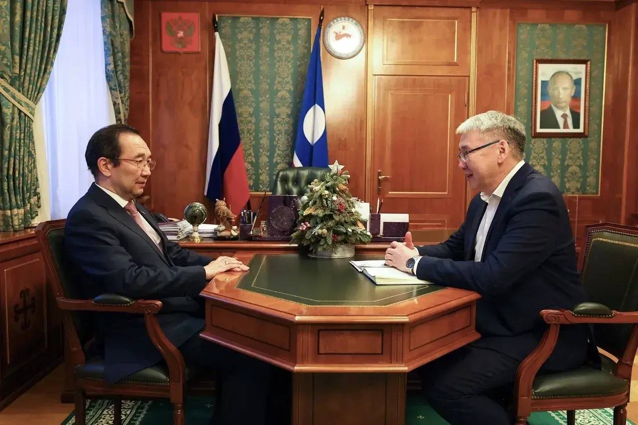 Айсен Николаев: Провёл рабочую встречу с главой Таттинского улуса Айаалом Бурцевым