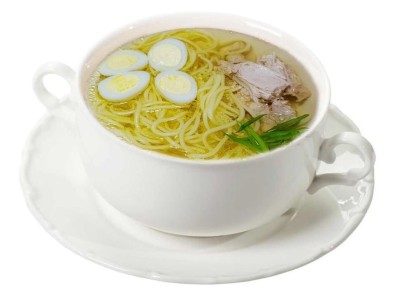 Изысканные прозрачные супы: три рецепта для вашего стола