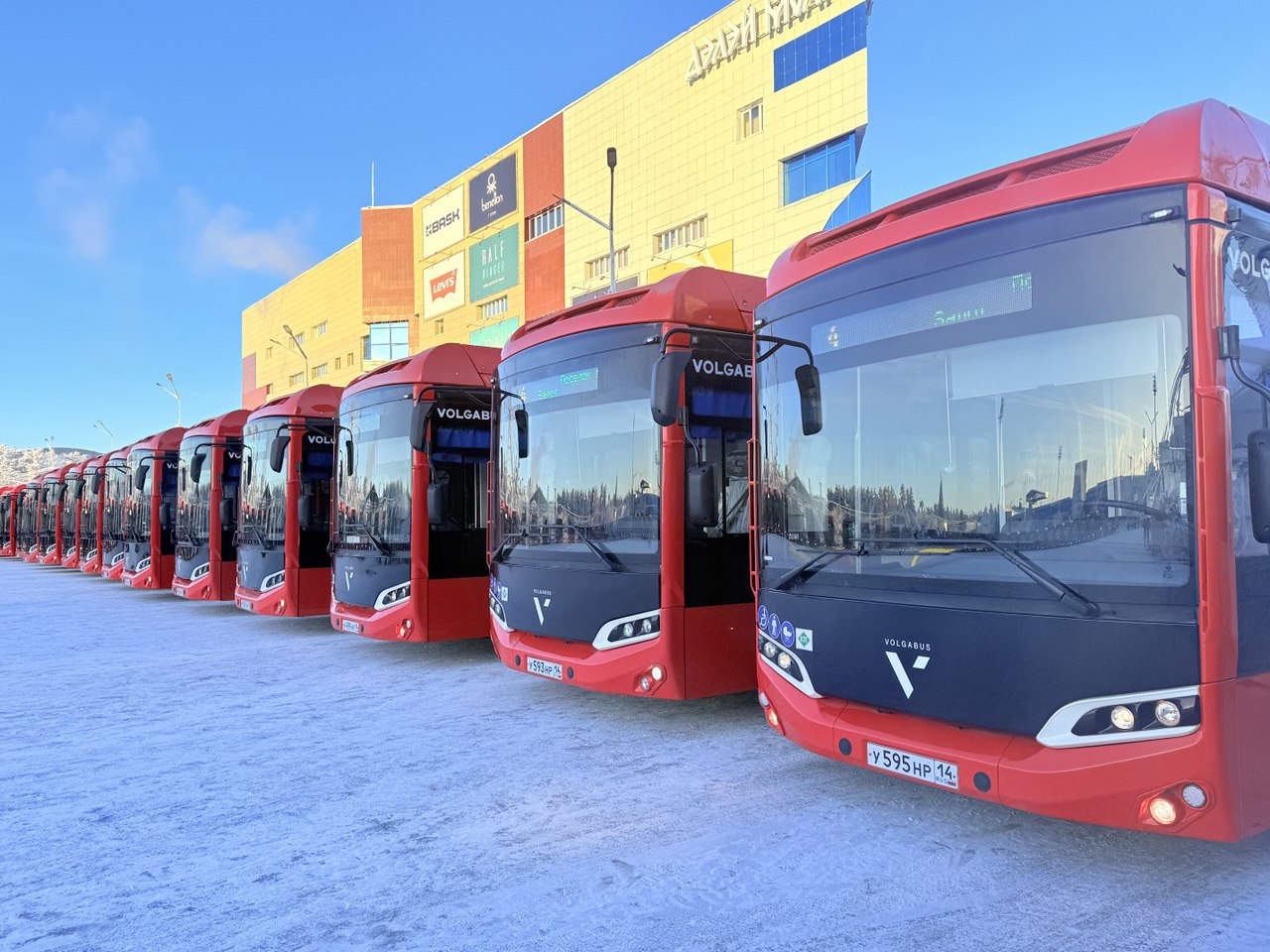 Минтранс Якутии: Ведётся системная работа по обновлению парка общественного транспорта Минтранс Якутии: Ведётся системная работа по обновлению парка общественного транспорта