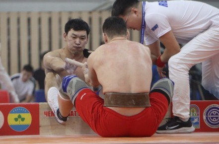 «Кмс мас-2026». В Хатассах масрестлеры в 47-й раз откроют спортивный сезон