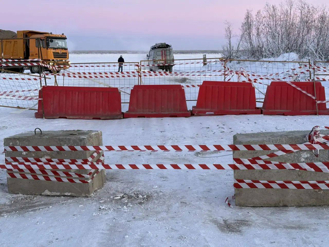 О результатах проверки по факту провала под лед автомобиля, приведшего к гибели двух людей О результатах проверки по факту провала под лед автомобиля, приведшего к гибели двух людей