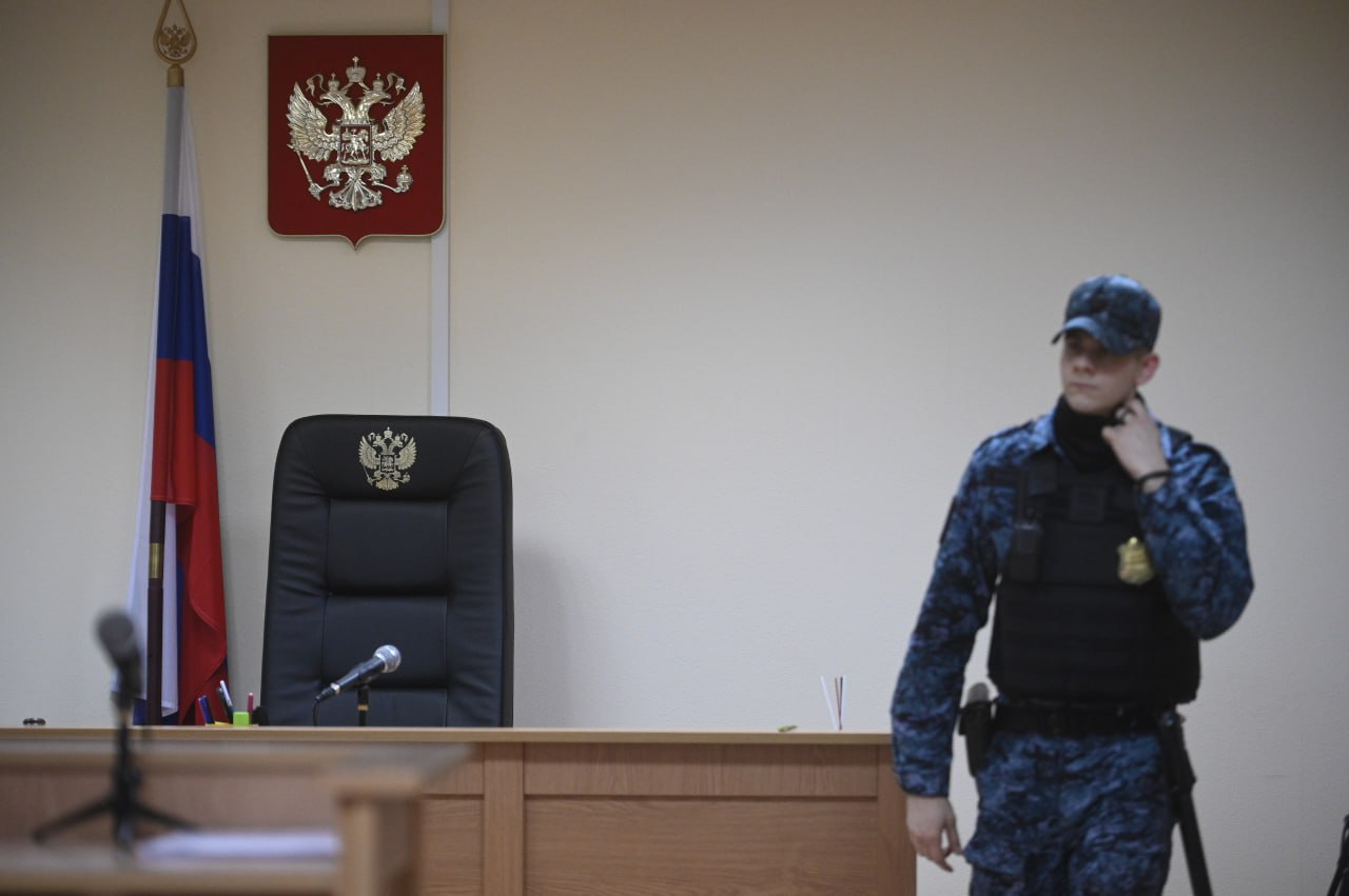 Капитана теплохода в Ленском районе оштрафовали за растрату дизтоплива