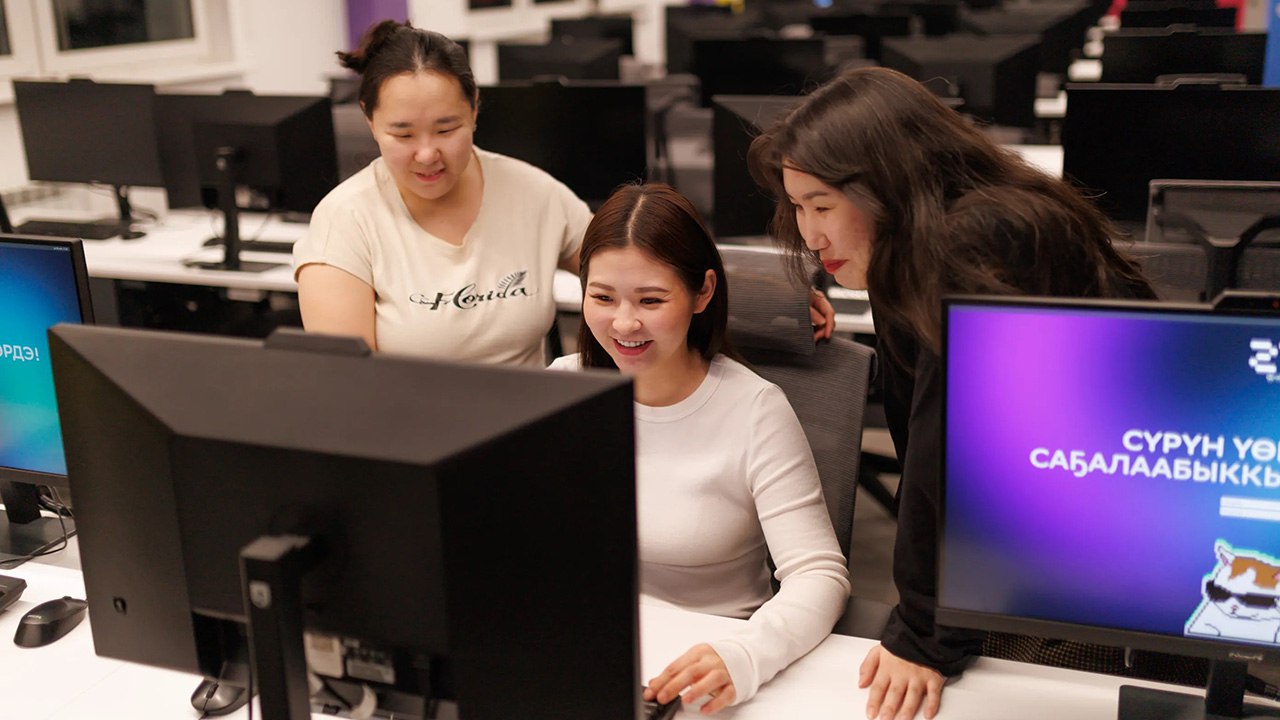 В Якутске 48 участников приступили к основному обучению в кампусе "Школы 21"