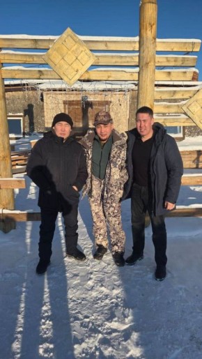 Баартыйаларга, холбоуктарга