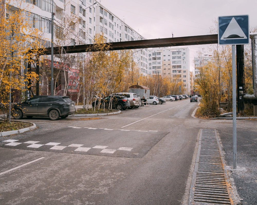 В Якутске повышают безопасность дорожного движения в рамках дорожного ремонта В Якутске повышают безопасность дорожного движения в рамках дорожного ремонта