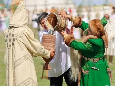 Айсен Николаев: Культура Якутии - одна из самых самобытных в России и хорошо известна далеко за её пределами
