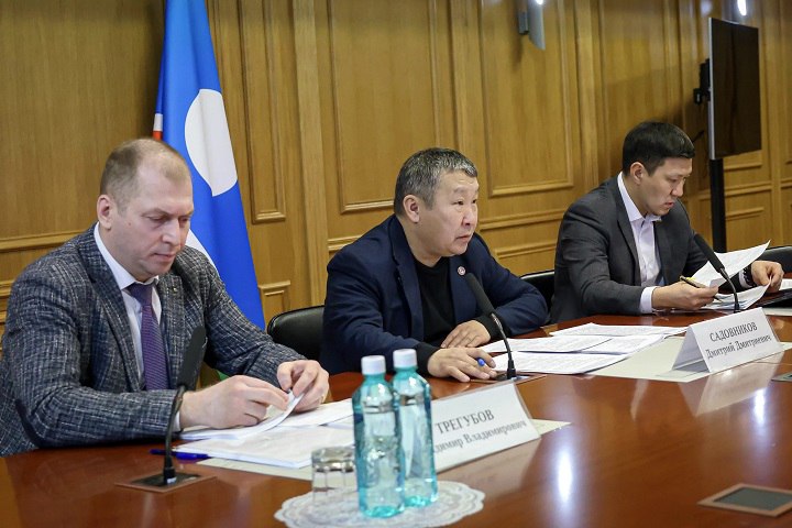 В Якутии контролируют строительство домов для переселенцев из аварийного фонда