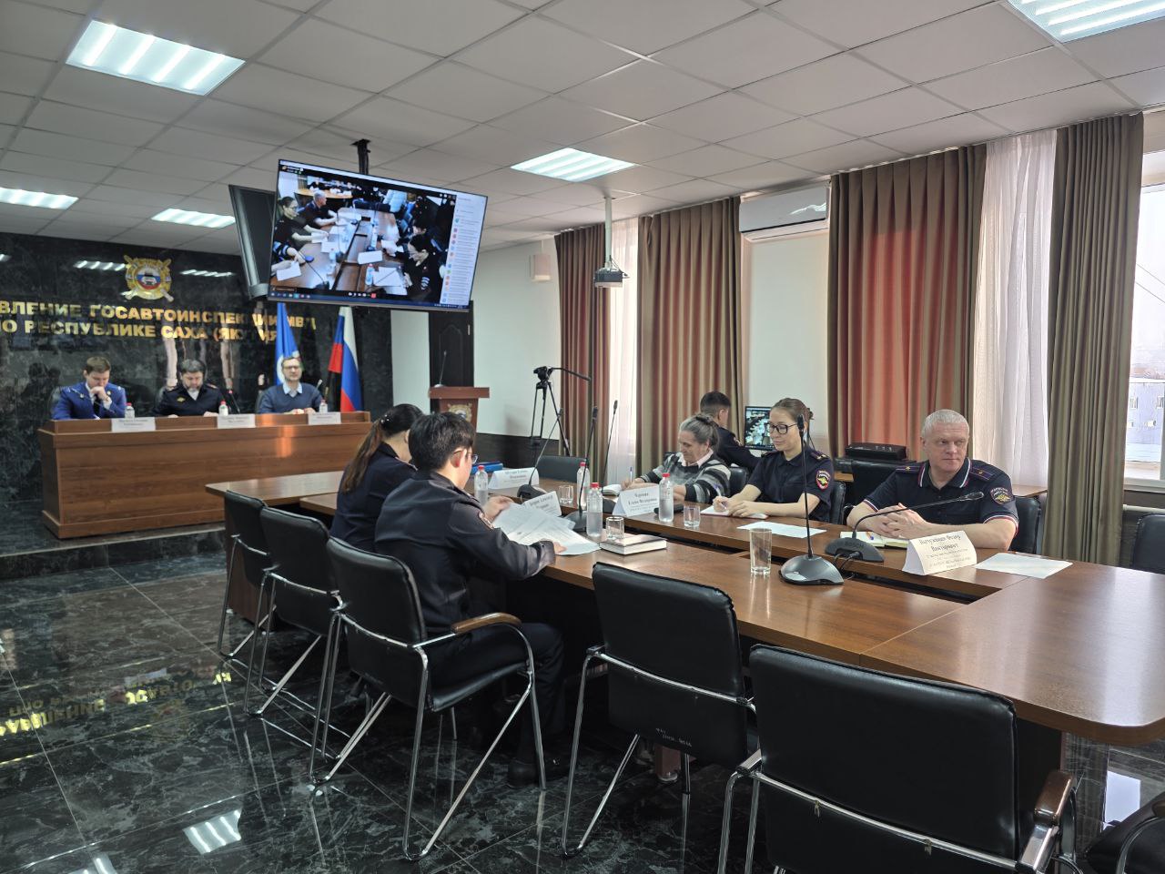 Безопасность дорожного движения начинается в автошколе Безопасность дорожного движения начинается в автошколе