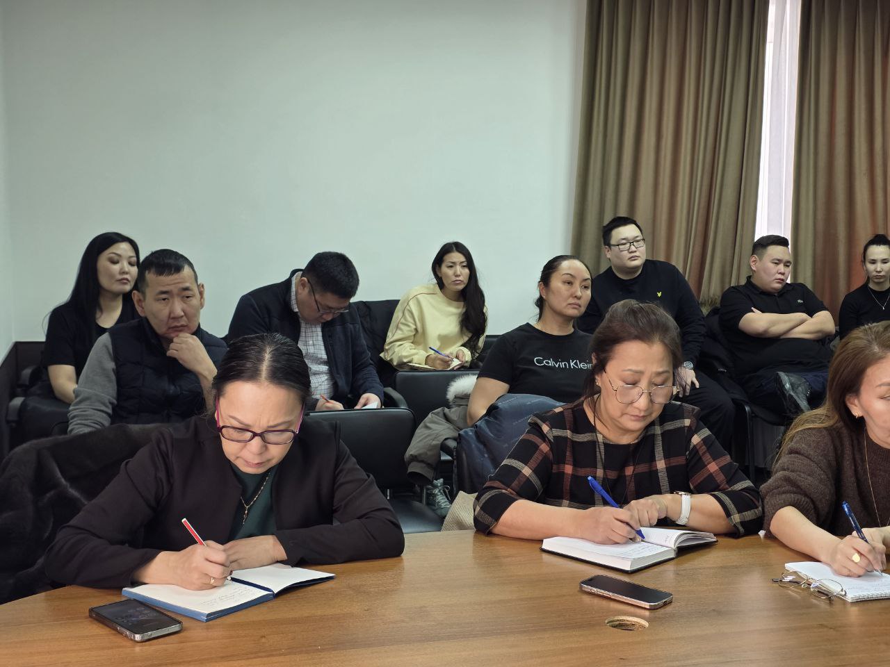 Безопасность дорожного движения начинается в автошколе Безопасность дорожного движения начинается в автошколе