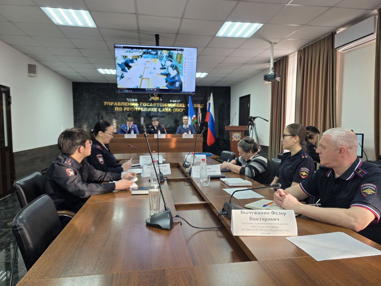 Безопасность дорожного движения начинается в автошколе Безопасность дорожного движения начинается в автошколе