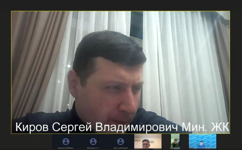 ��������� ��������� ����������� �������������� � �. ����� �������� ������