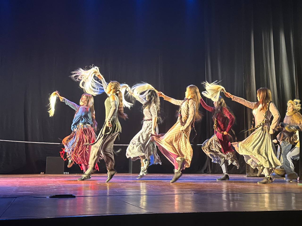 12 февраля в рамках ХХV международного театрального фестиваля "Бхарат Ранг Махотсав" ("Bharat Rang Mahotsav") в Нью-Дели состоялся показ спектакля Арктического государственного института культуры и искусства «Лики Олонхо»... 12 февраля в рамках ХХV международного театрального фестиваля "Бхарат Ранг Махотсав" ("Bharat Rang Mahotsav") в Нью-Дели состоялся показ спектакля Арктического государственного института культуры и искусства «Лики Олонхо»...