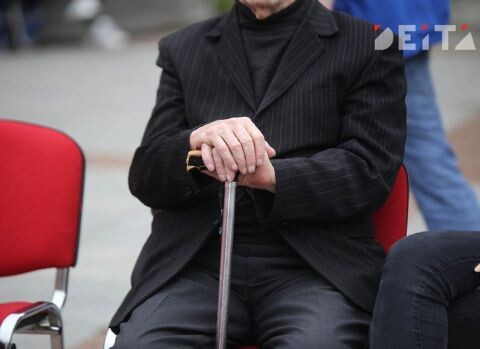 Надбавки к пенсии: кому и как можно увеличить выплаты за лишние годы стажа