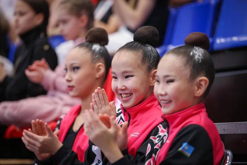 Определены сильнейшие: в Якутске завершилось первенство ДФО по художественной гимнастике Определены сильнейшие: в Якутске завершилось первенство ДФО по художественной гимнастике