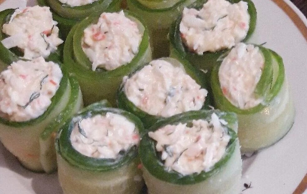 Огуречные рулетики с тунцом: вкусное и простое решение для закуски