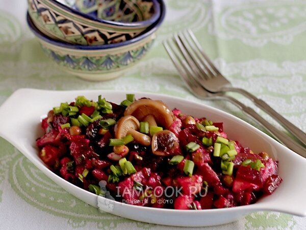 Вкусные и простые блюда из свеклы: 7 простых постных рецептов