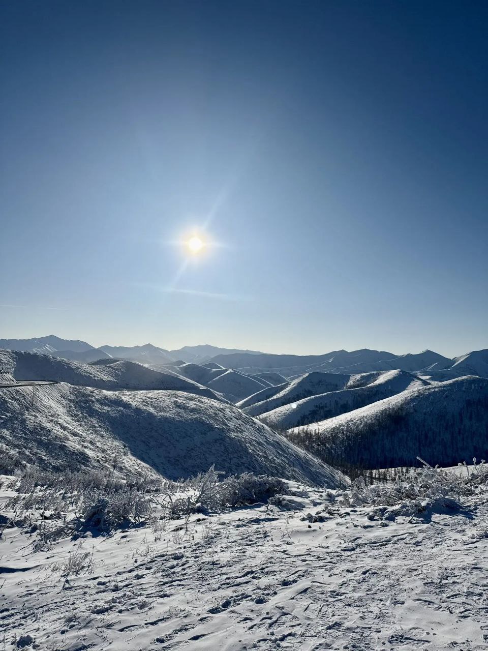 Томпонский район — это не только удивительная природа, поражающая своей величественностью и красотой, но прежде всего люди — открытые, трудолюбивые и искренне любящие свою землю Томпонский район — это не только удивительная природа, поражающая своей величественностью и красотой, но прежде всего люди — открытые, трудолюбивые и искренне любящие свою землю