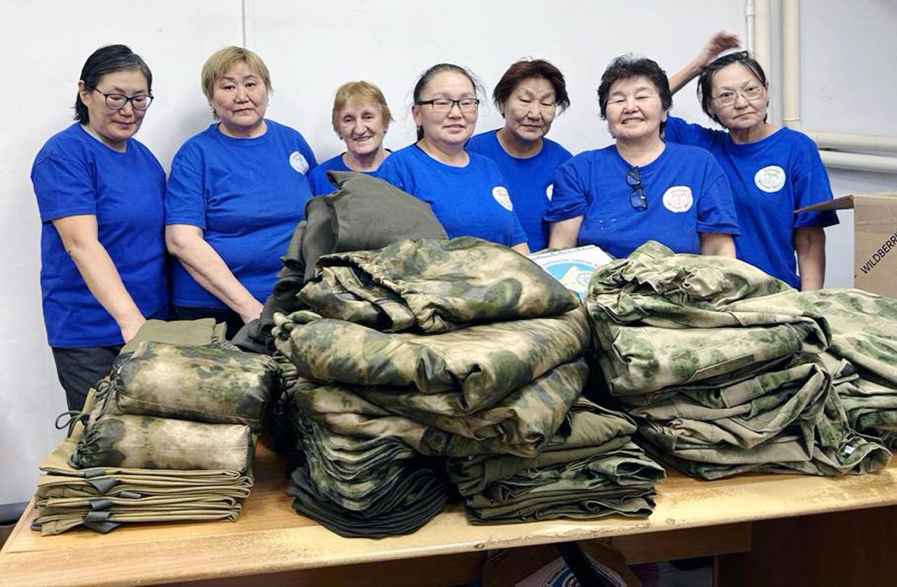 Жители Якутии и волонтеры ДОСААФ собрали дополнительную помощь для бойцов