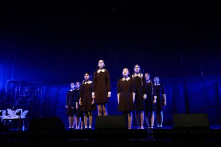 «Помнит сердце»: Пронзительную постановку к 23 февраля представили в ЦКиСИ имени Гагарина