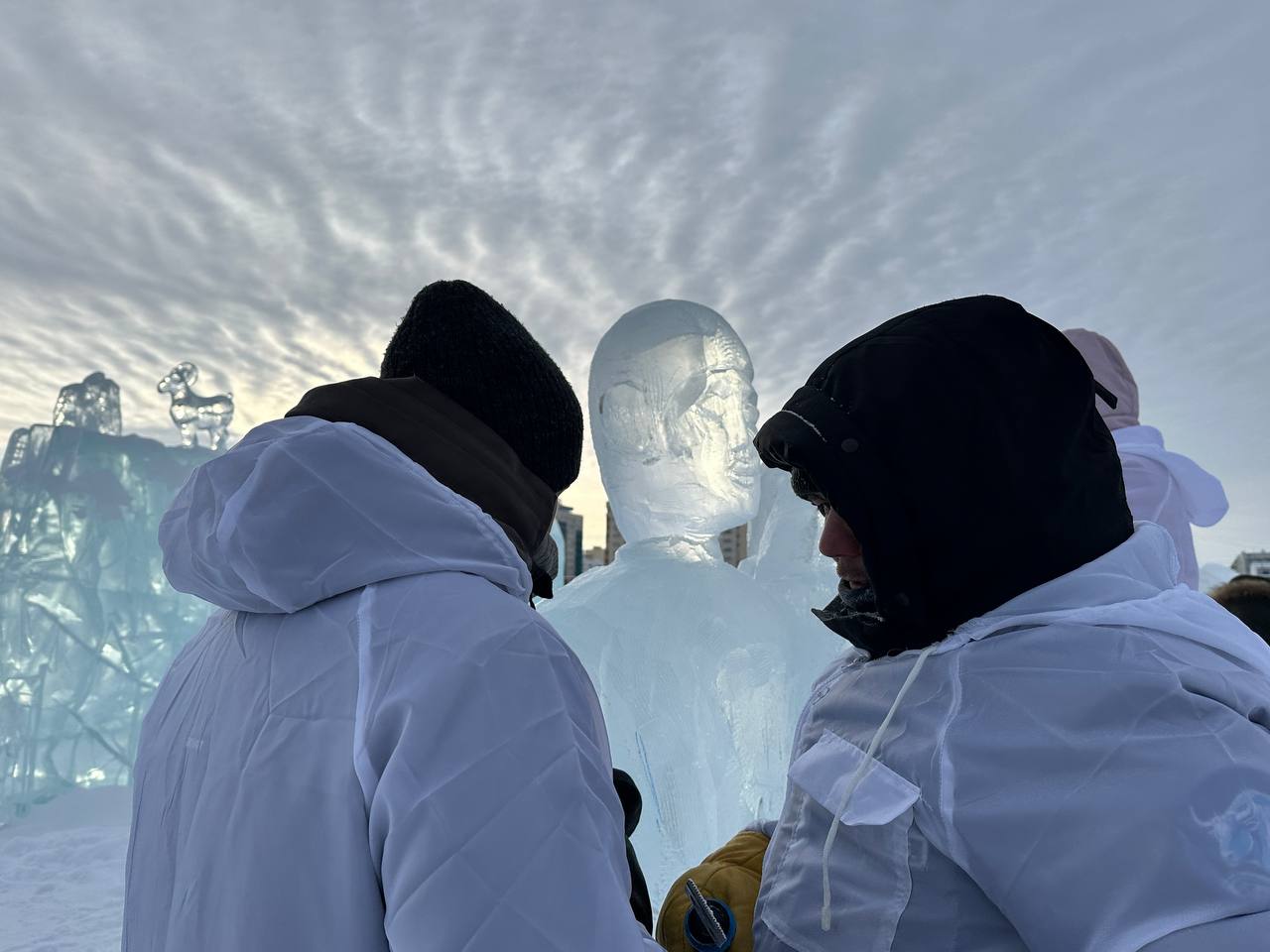 В Якутске стартовал I Международный детский конкурс по ледовым и снежным скульптурам «Мы – дети Севера» В Якутске стартовал I Международный детский конкурс по ледовым и снежным скульптурам «Мы – дети Севера»