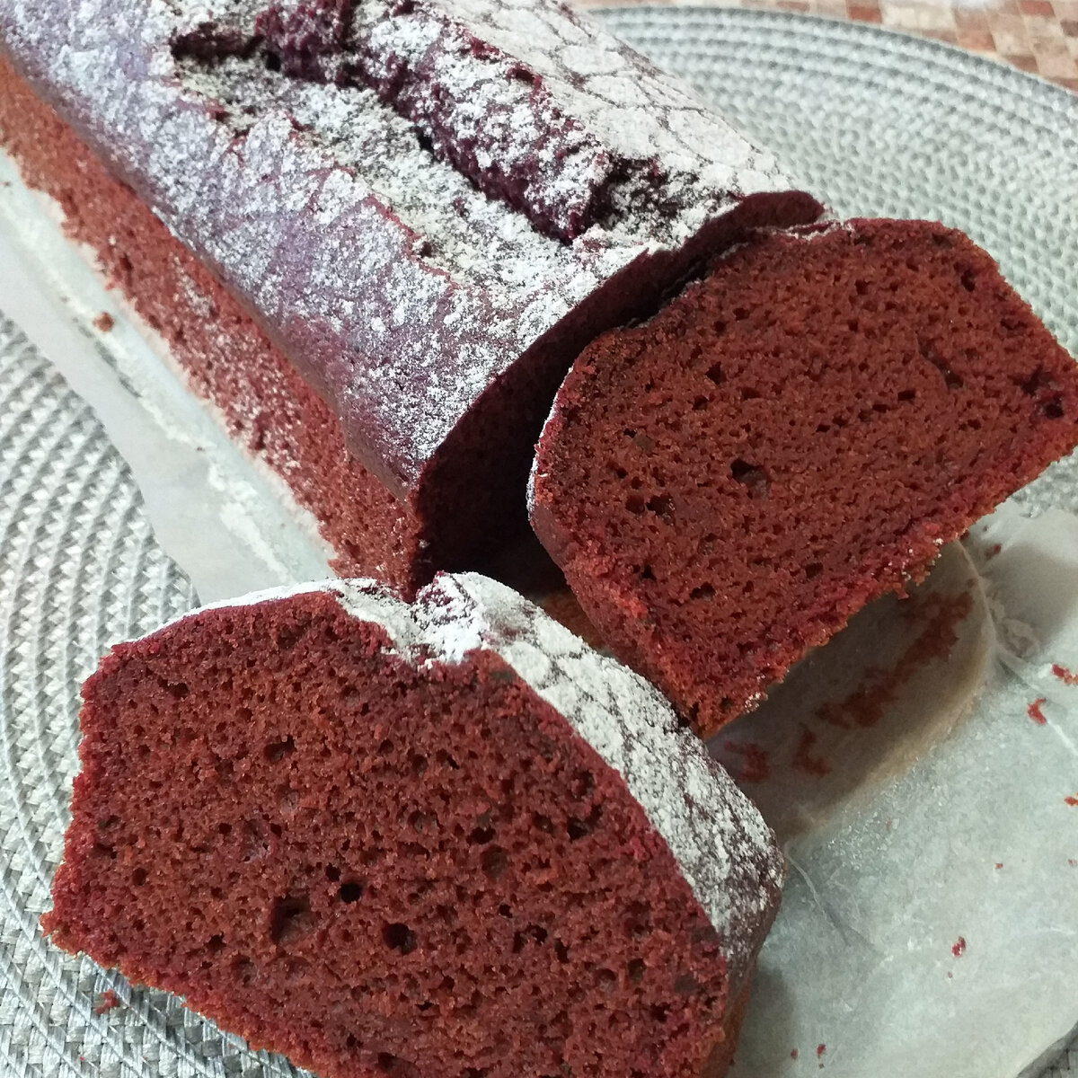 Нежный свекольный кекс с насыщенным вкусом какао