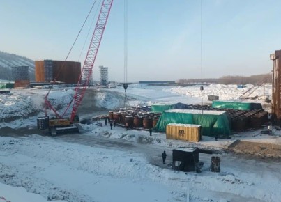 Начался монтаж коффердама для главного пилона Ленского моста