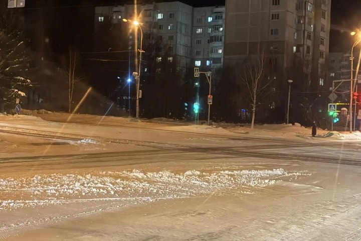 Житель Нерюнгри повредил авто из-за заснеженных дорог в городе