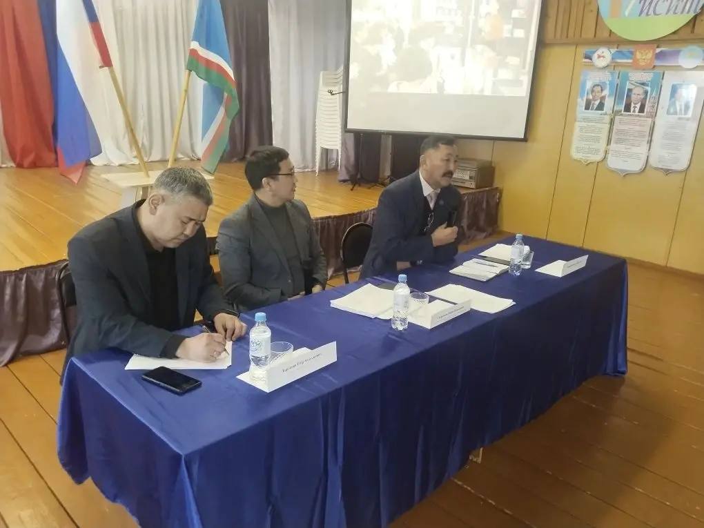 #ОтчетПравительства. Иситчане ожидают начала строительства новой квартальной котельной Наслег при поддержке руководства района и депутатов Ил Тумэн прилагает все усилия для решения вопроса строительства новой квартальной...