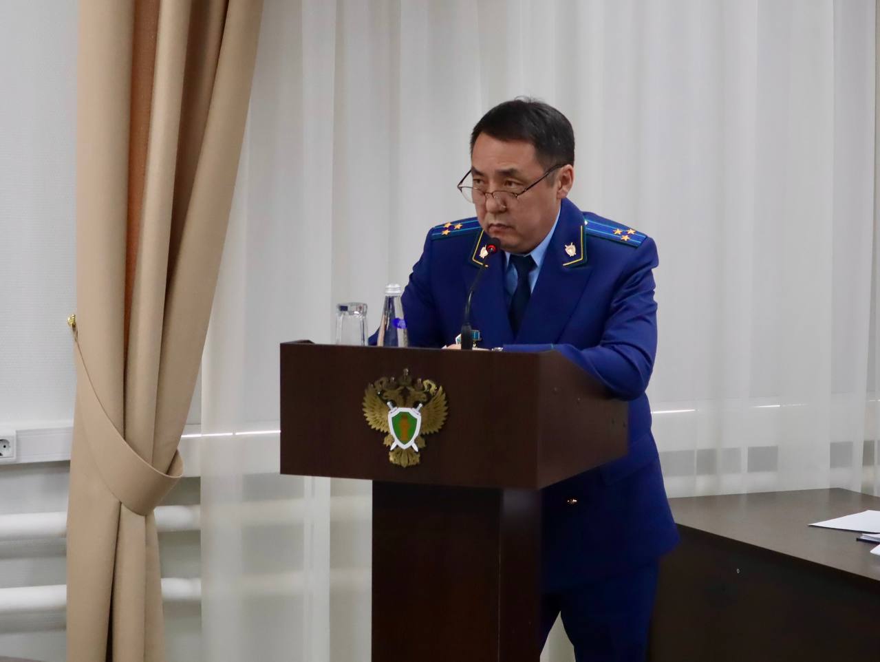 Под председательством прокурора республики Сергея Дябкина обсуждены вопросы прекращения уголовных дел по нереабилитирующим основаниям Под председательством прокурора республики Сергея Дябкина обсуждены вопросы прекращения уголовных дел по нереабилитирующим основаниям