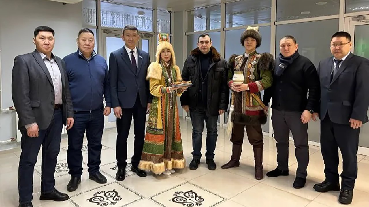 Заместитель министра сельского хозяйства РФ Роман Некрасов прибыл в Якутию с рабочим визитом