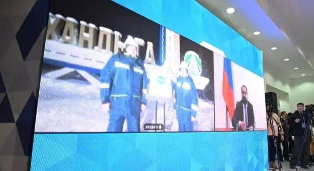 Айсен Николаев: В преддверии Дня Арктики принял участие в круглом столе «Курс на Север: стратегические приоритеты развития Арктической зоны России». Благодарю Экспертный институт социальных исследований (ЭИСИ) за... Айсен Николаев: В преддверии Дня Арктики принял участие в круглом столе «Курс на Север: стратегические приоритеты развития Арктической зоны России». Благодарю Экспертный институт социальных исследований (ЭИСИ) за...