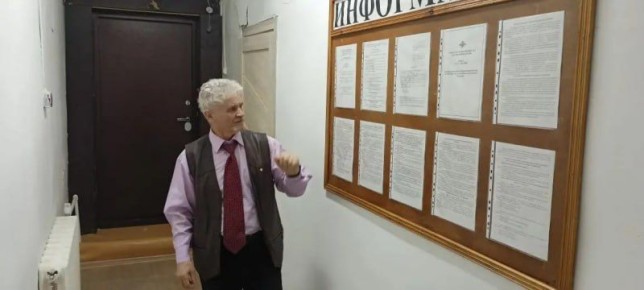 В Якутии председатель Общественного совета осуществил проверку Олёкминского линейного пункта полиции