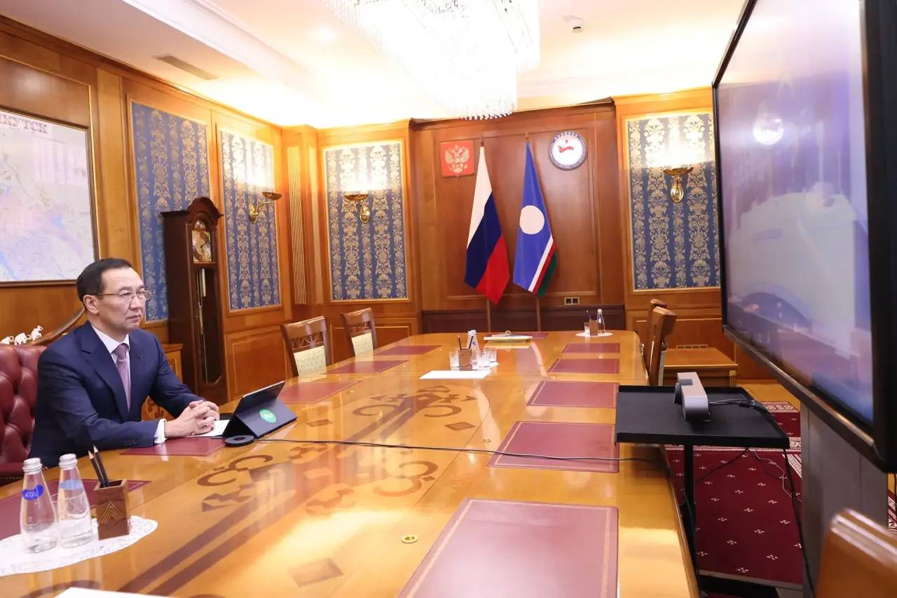 Айсен Николаев: В преддверии Дня Арктики принял участие в круглом столе «Курс на Север: стратегические приоритеты развития Арктической зоны России». Благодарю Экспертный институт социальных исследований (ЭИСИ) за... Айсен Николаев: В преддверии Дня Арктики принял участие в круглом столе «Курс на Север: стратегические приоритеты развития Арктической зоны России». Благодарю Экспертный институт социальных исследований (ЭИСИ) за...