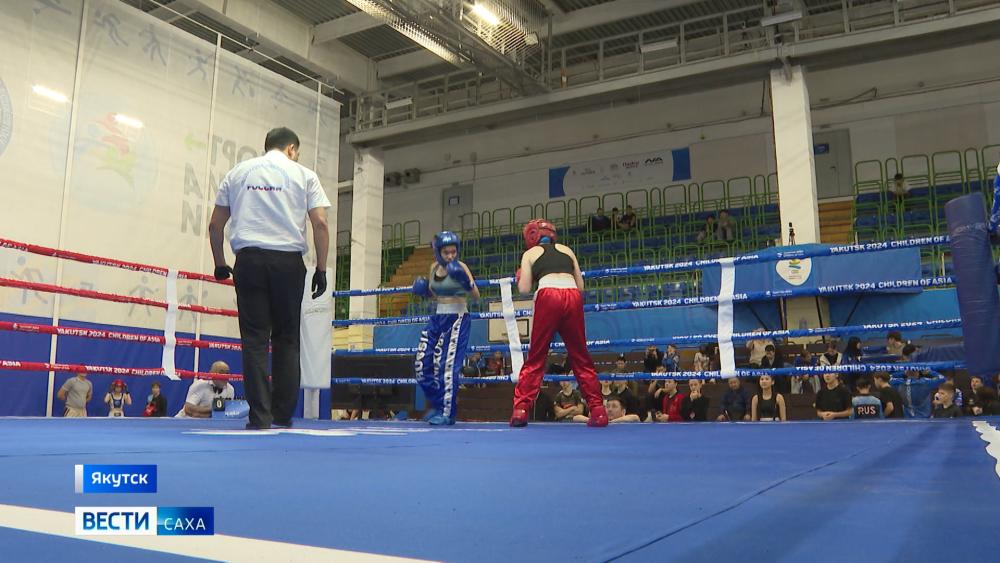 86 комплектов наград разыграно на чемпионате и первенстве Дальнего Востока по кик-боксингу в Якутске