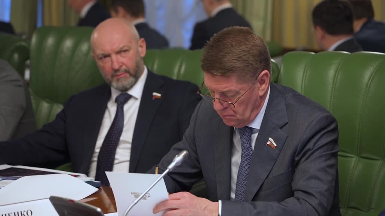 Полпред ДФО Юрий Трутнев провёл заседание Госкомиссии по вопросам развития Арктики