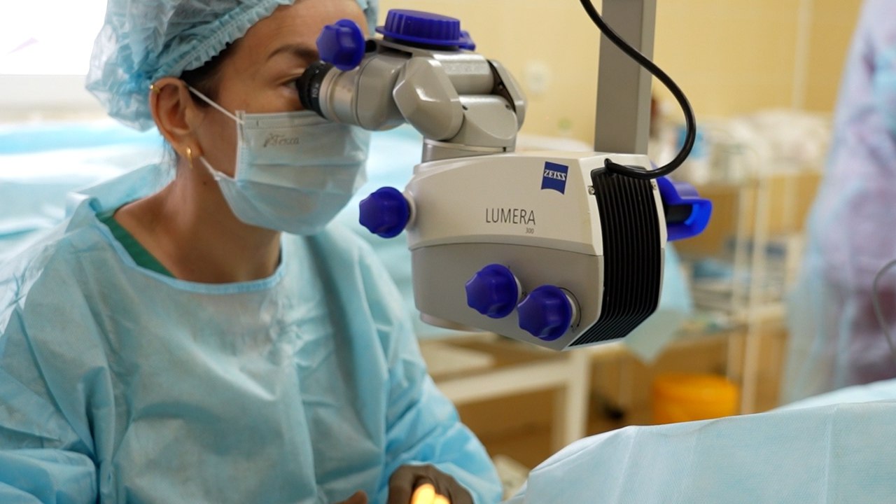 Врачи офтальмохирургической бригады завершают работу в Вилюйской группе районов