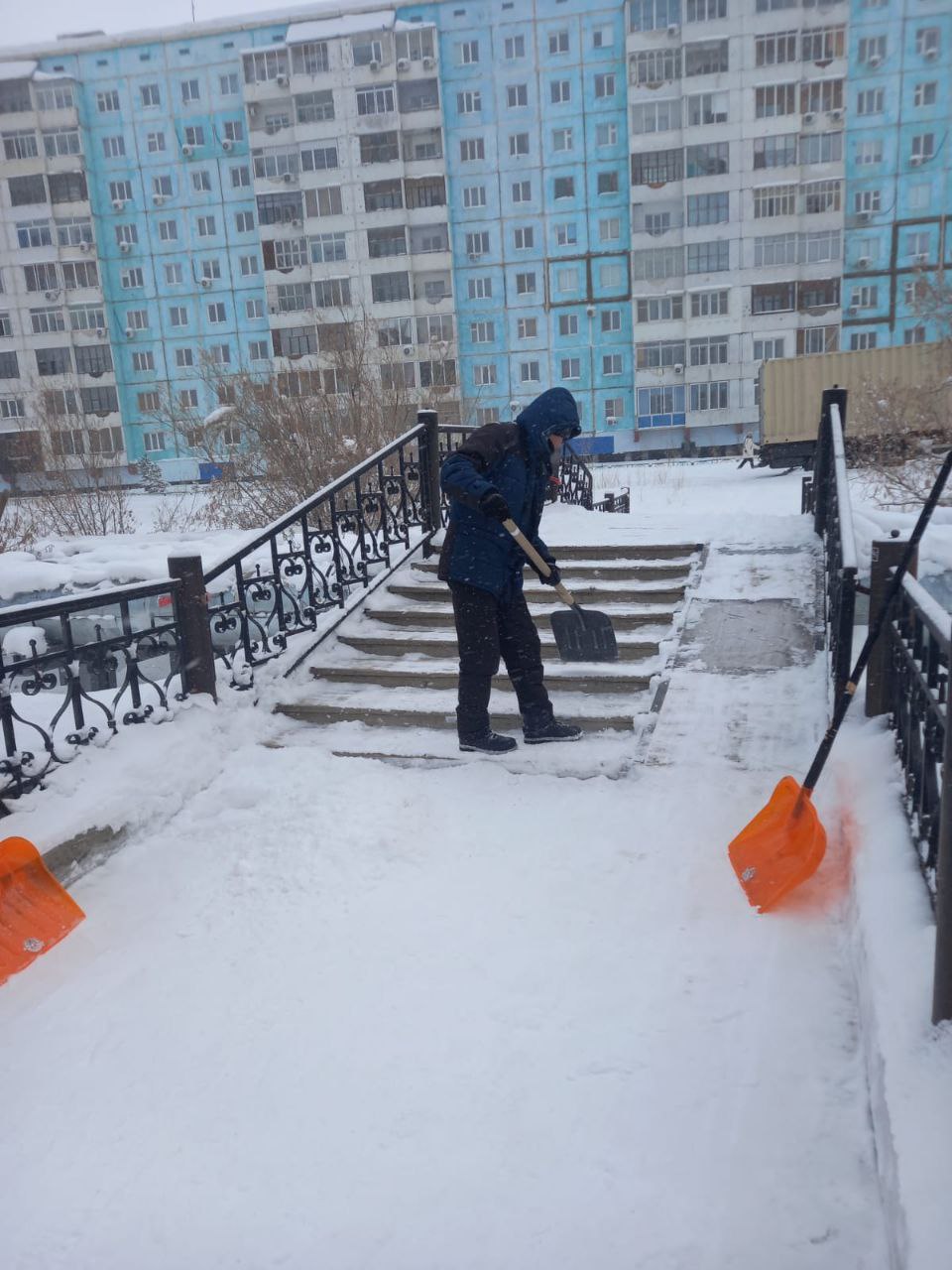 В Губинском округе наши муниципальные дворники ежедневно расчищают снег, обеспечивая безопасность и комфорт жителей В Губинском округе наши муниципальные дворники ежедневно расчищают снег, обеспечивая безопасность и комфорт жителей